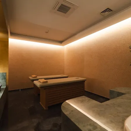 Stillo Business & Hotel *